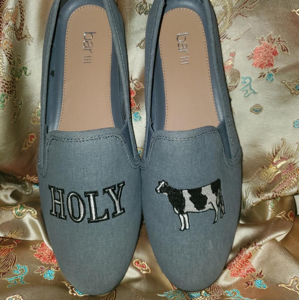 Bar ||| Holy 🐄 Flats